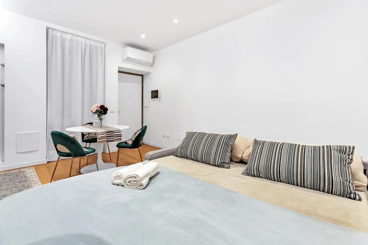 Apartment Appartamento Gramsci - Affitti Brevi Italia Milan Italy